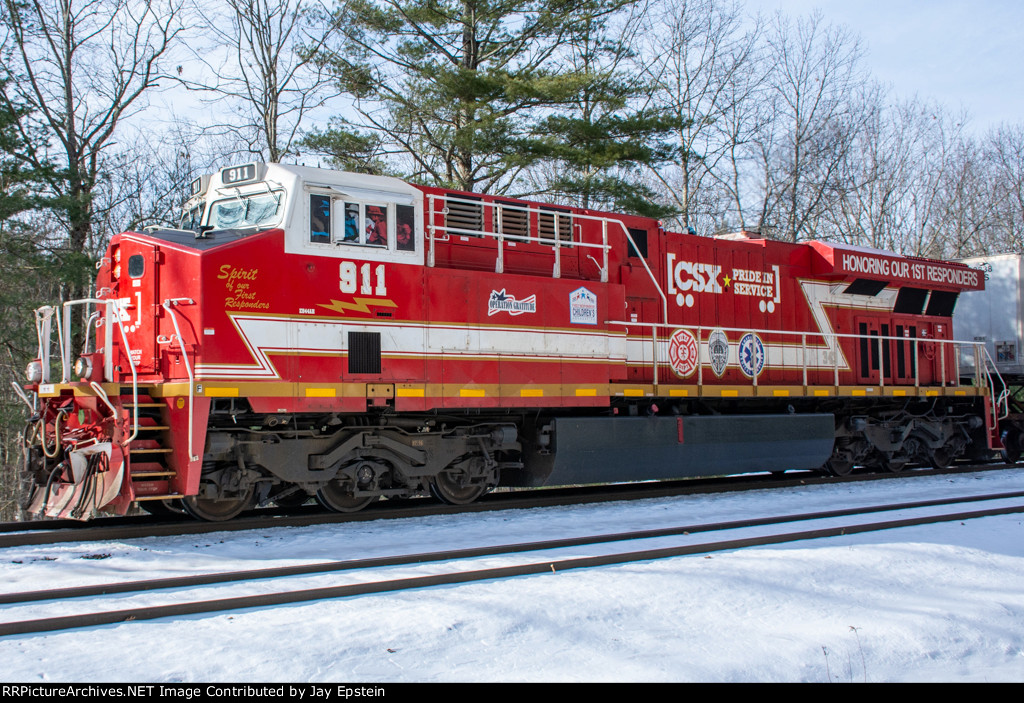 CSX 911 roster shot at CP-60